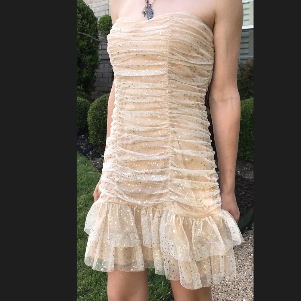 Gold lame strapless dress by B. Wear-size 3